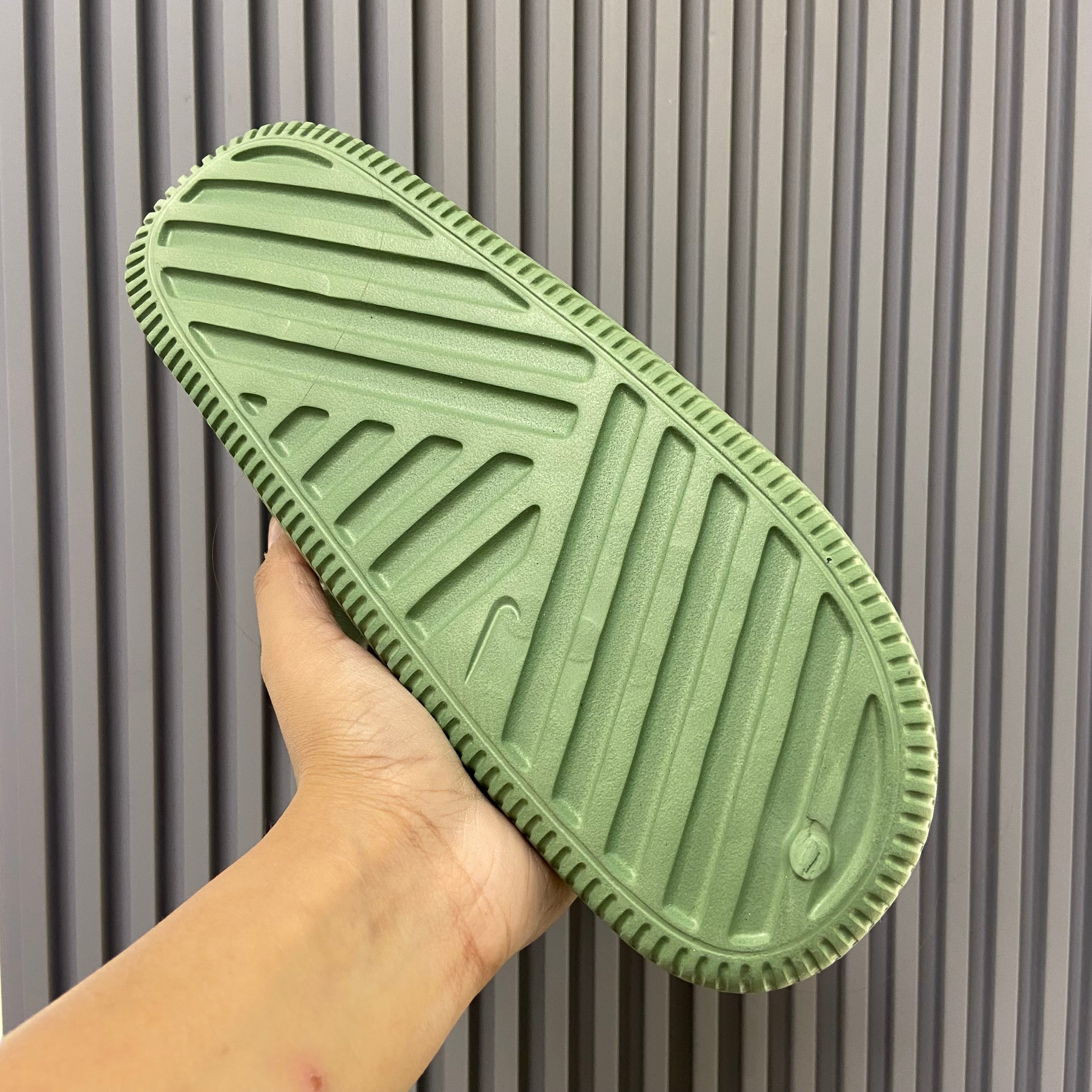 NIK-CALM-MULE (GREEN)