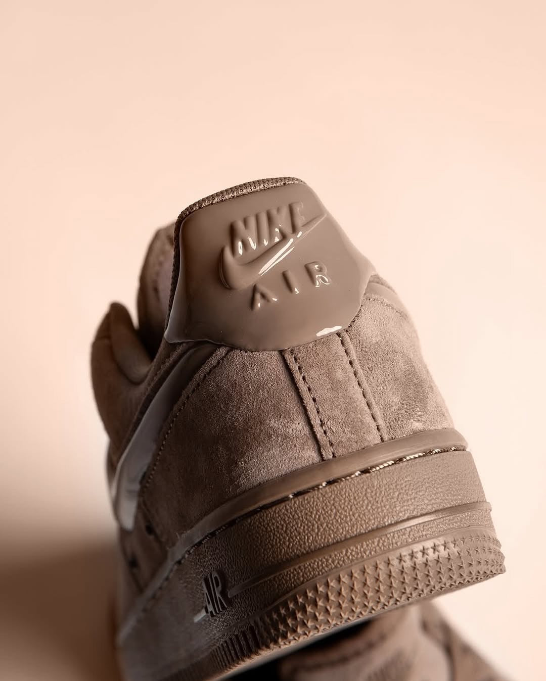 NIK AF 1 ‘MINK BROWN’