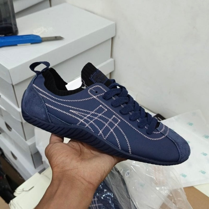 ONITSUKA TIGER SCLAW (NAVY)