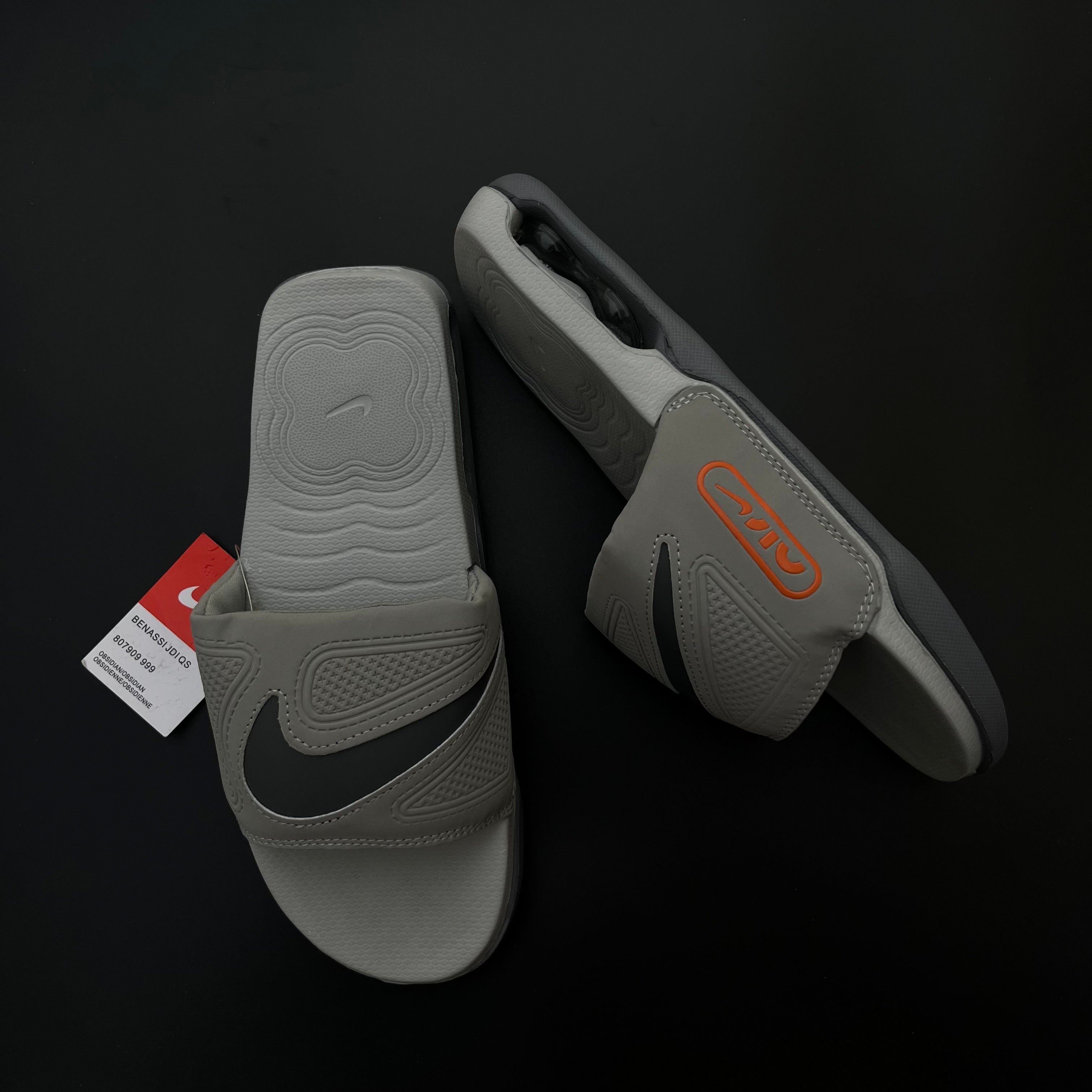 NIK-CIRO-SLIDES-GREY