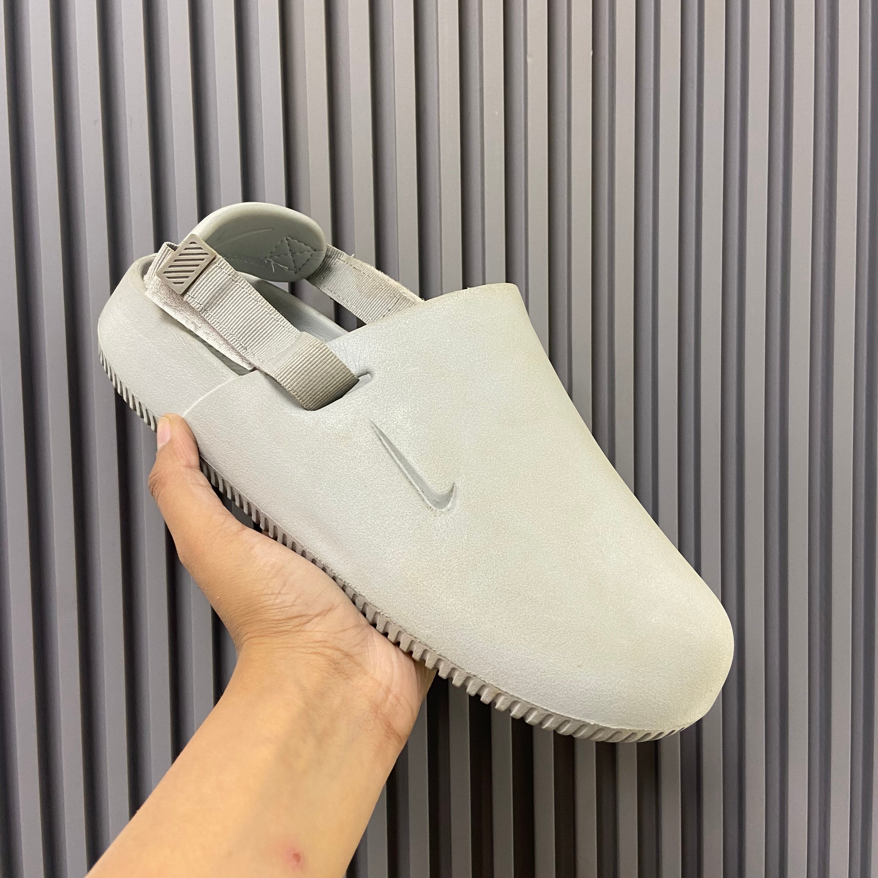 NIK-CALM-MULE (LIGHT GREY)