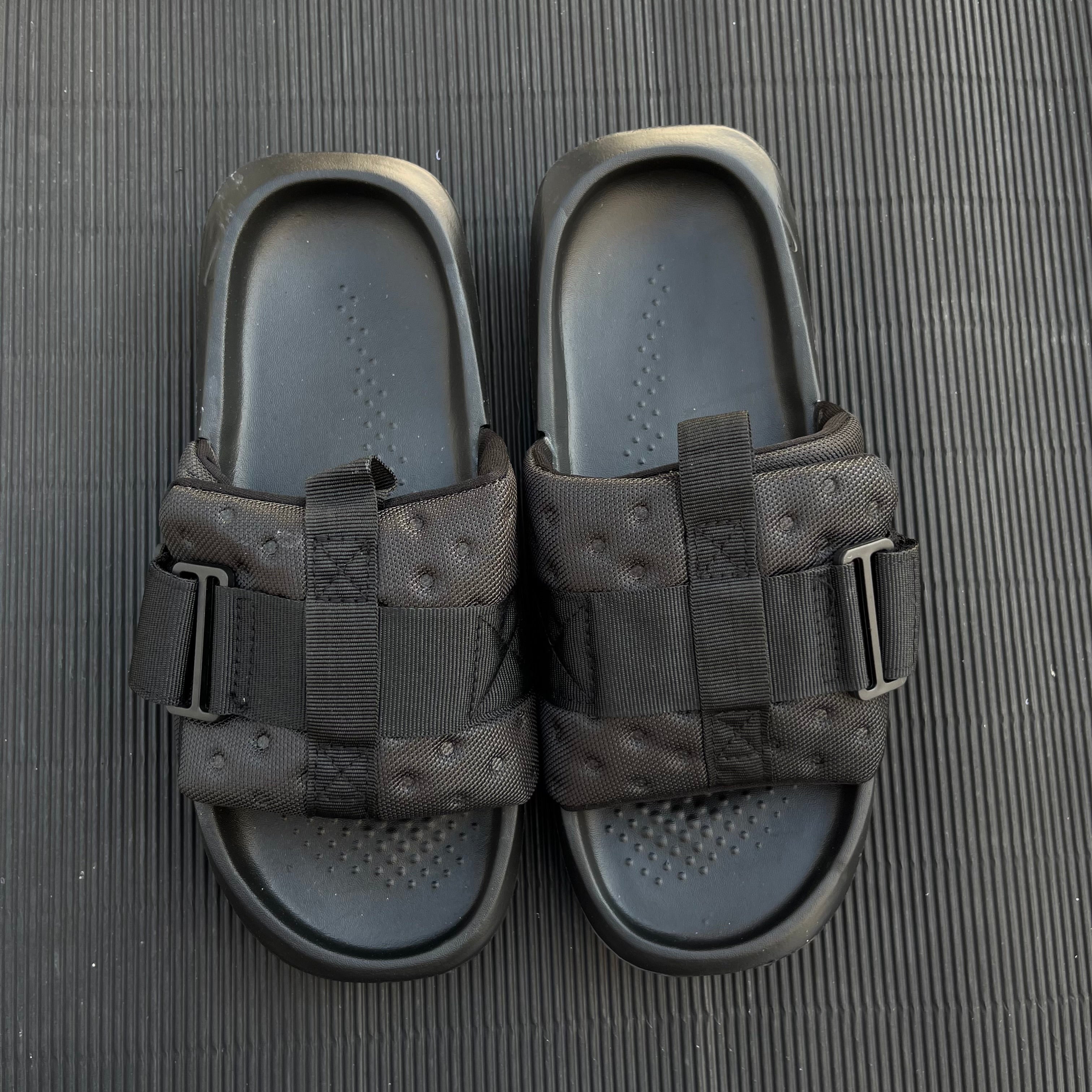 NIK-ASNA-SLIDES-BLACK