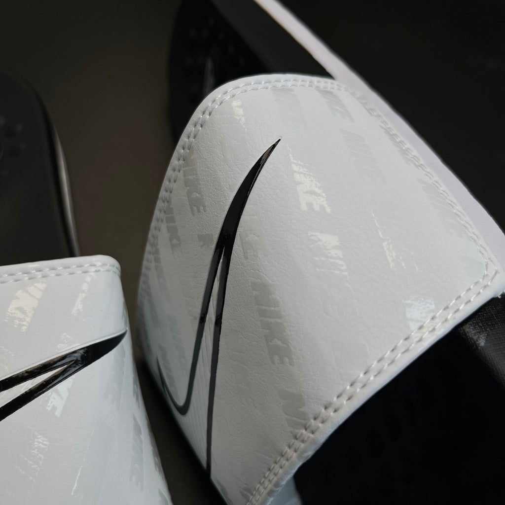 NKSS-WHITE/BLACK