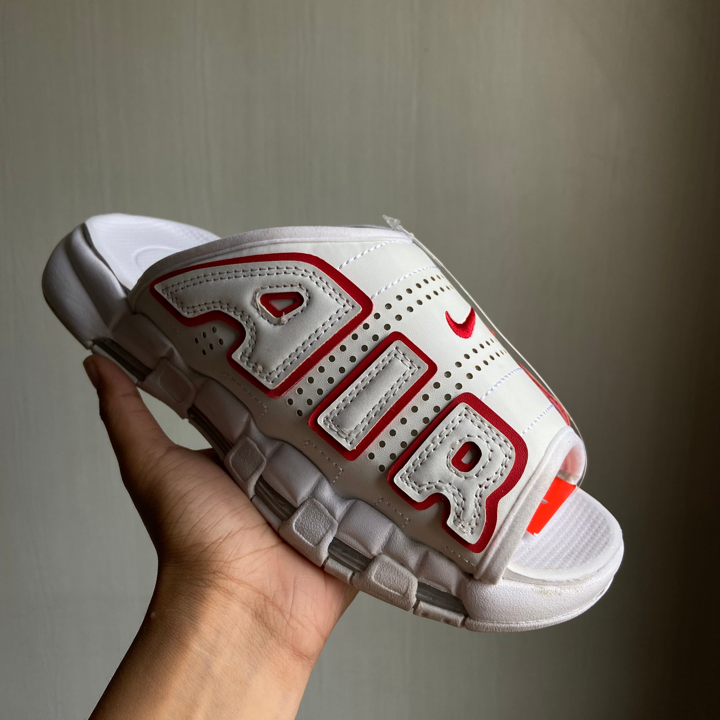 NIK-UTEMPO-SLIDES-WHITE/RED