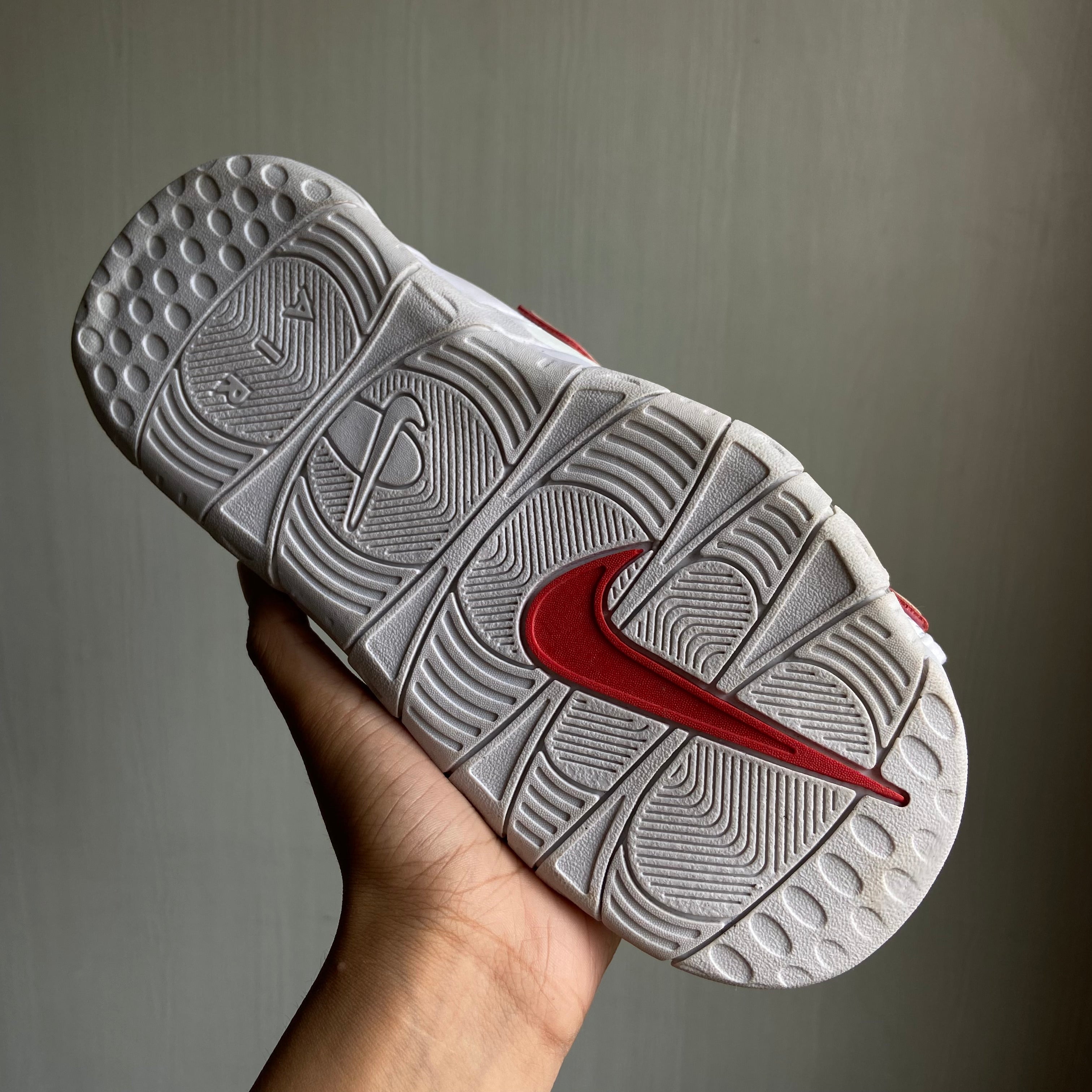 NIK-UTEMPO-SLIDES-WHITE/RED