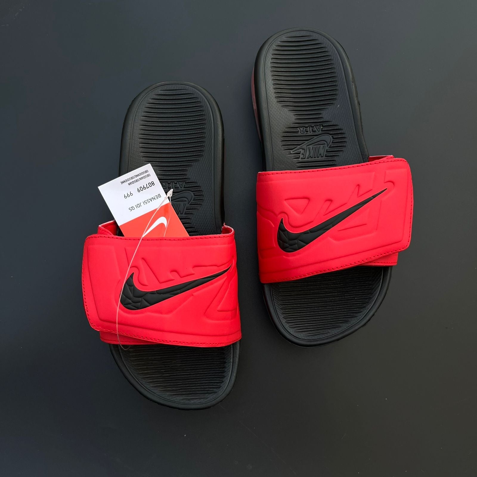 NIK-AIR-BLACK RED