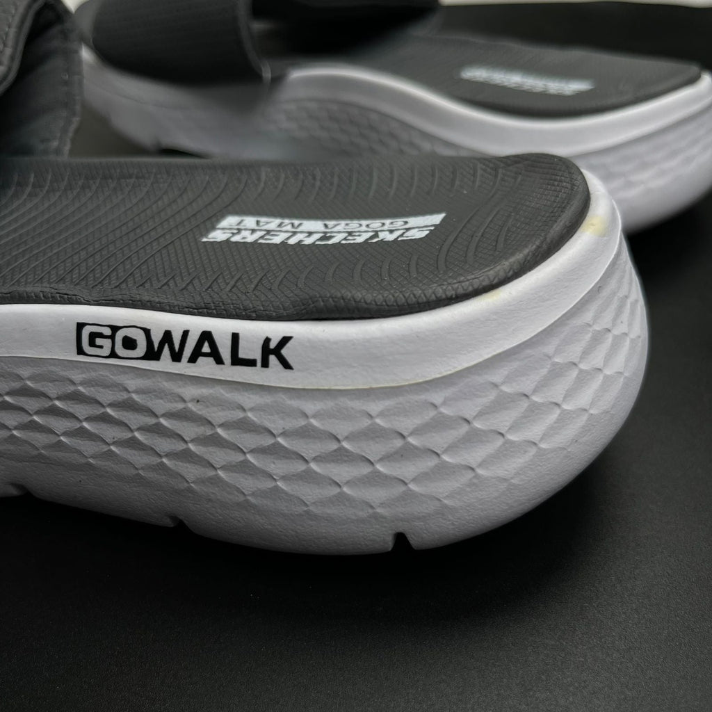 SKCHRS-MAX-CUSHION-SLIDES-GREY