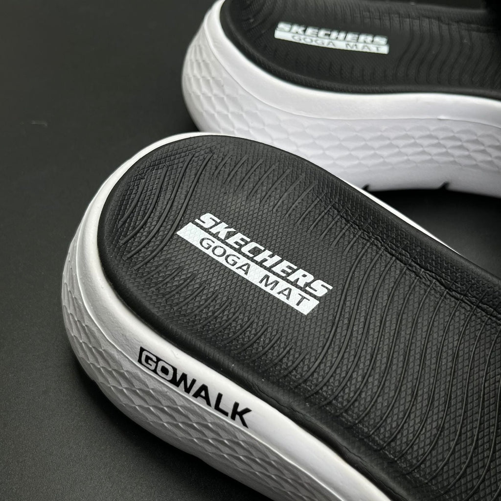 SKCHRS-MAX-CUSHION-SLIDES-BLACK