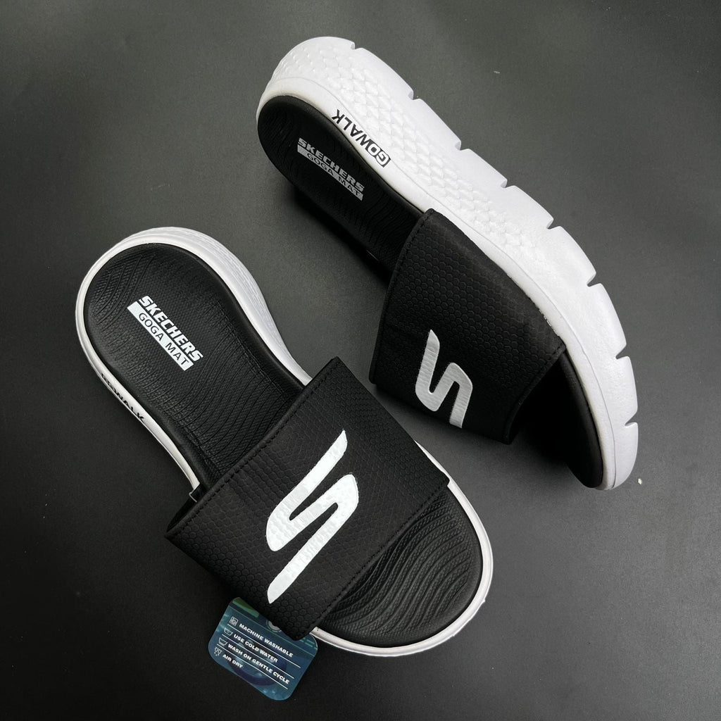 SKCHRS-MAX-CUSHION-SLIDES-BLACK