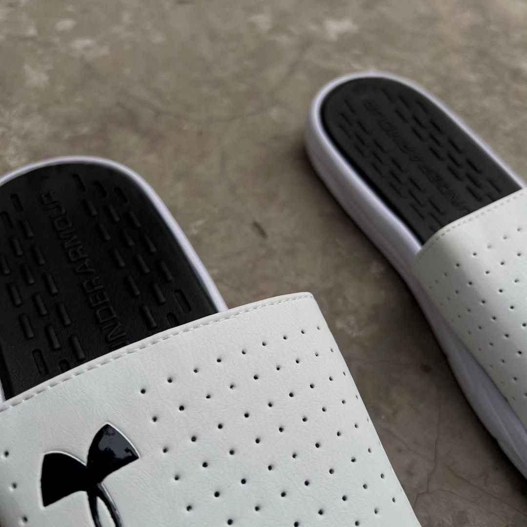 UA-PLAY MAKER-SLIDE-WHITE