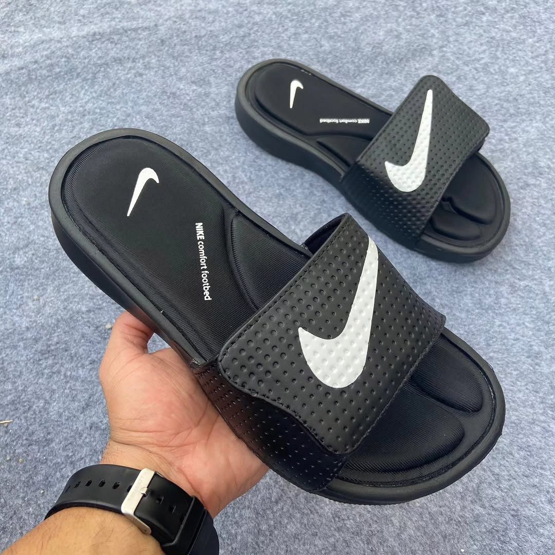 NIK-COMFORT-FOOTBD-SLIDES-BLACK