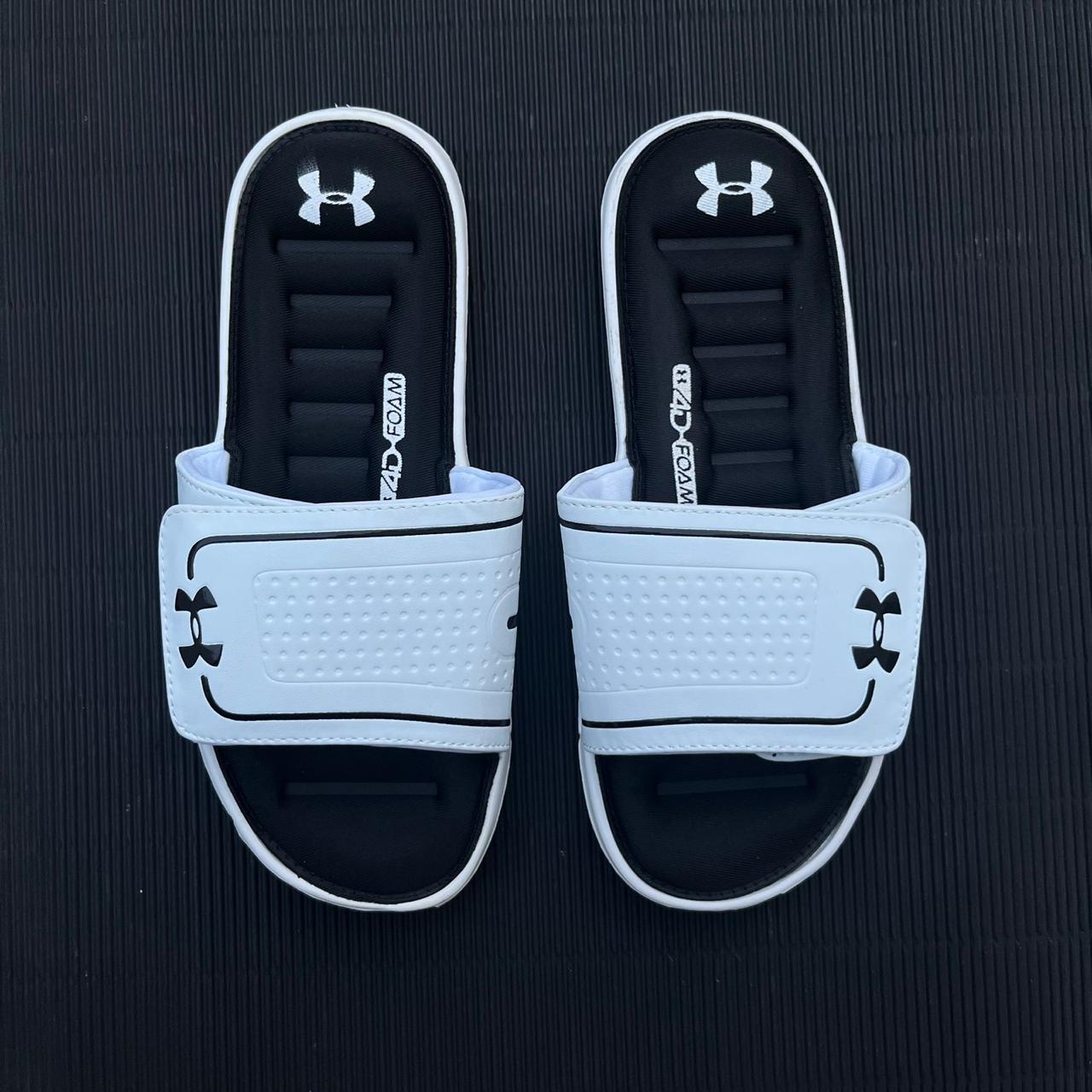 UA-PLAYRIDE-SLIDES-WHITE