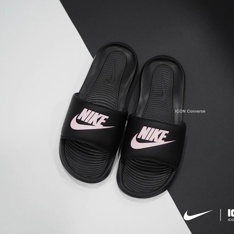 NIK-BENASSI-SLIDES (BLACK/WHITE)