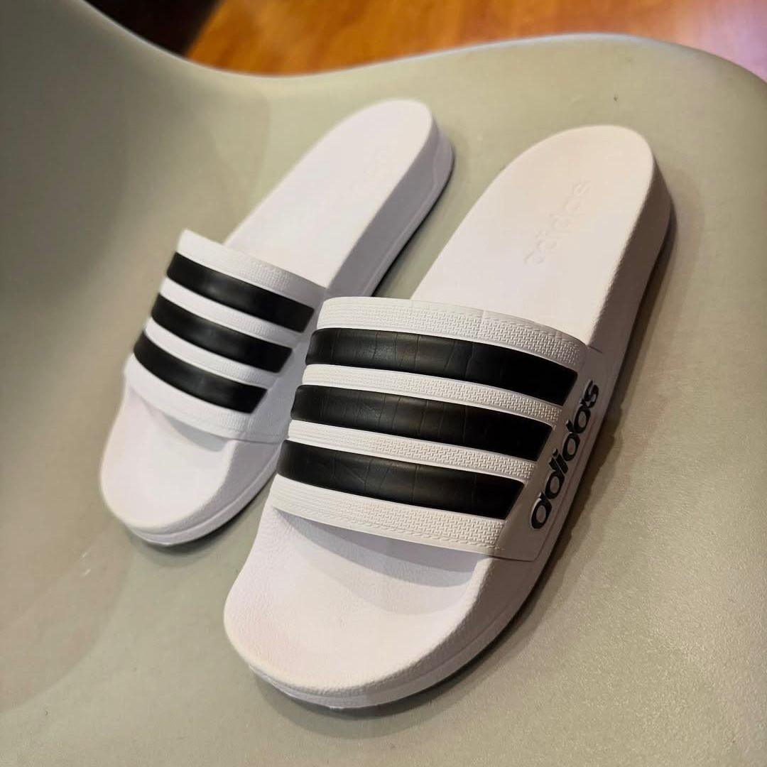 ADIDS-ADILETTE-SLIDES-WHITE