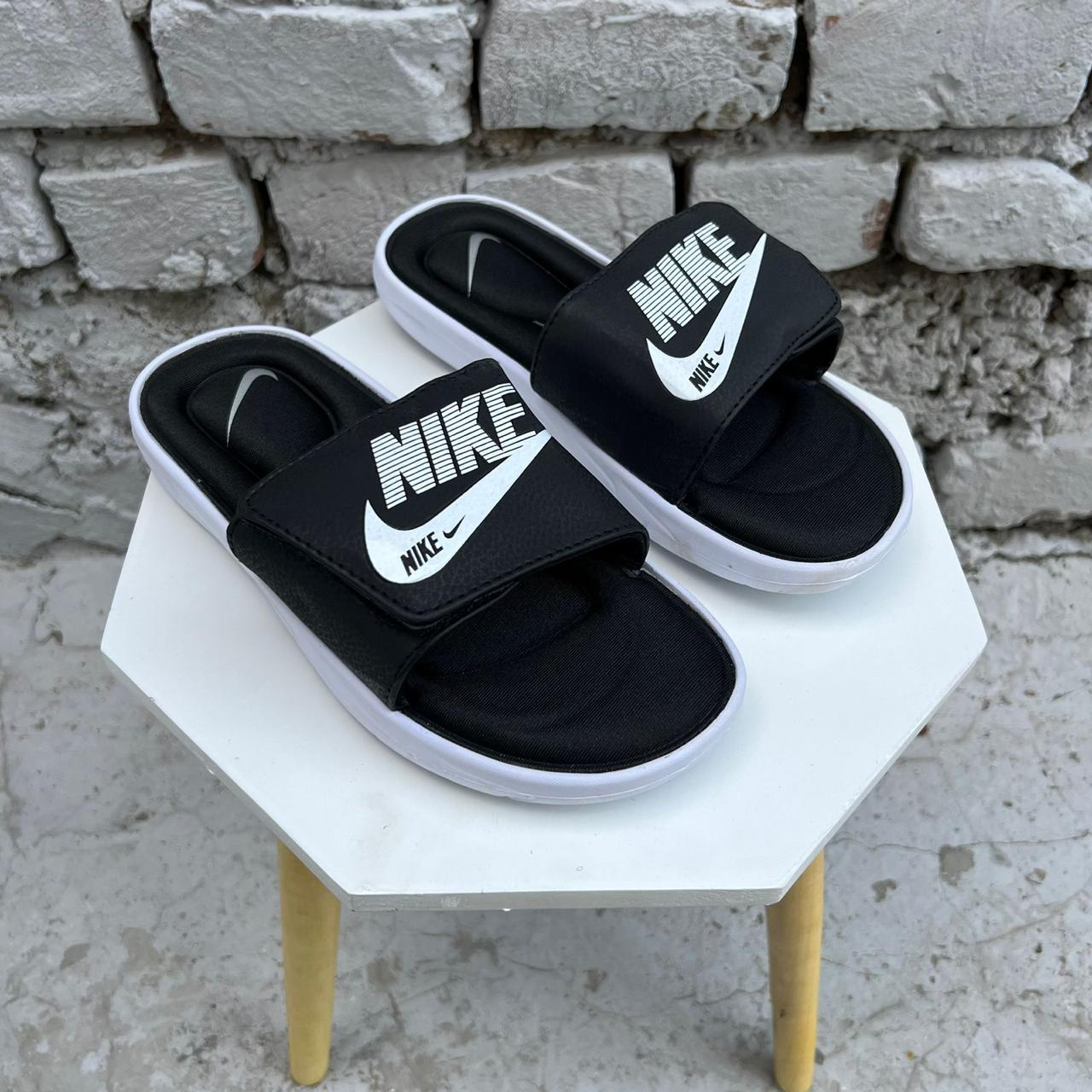NIK-ULTRA-SOFT-SLIDES (BLACK)