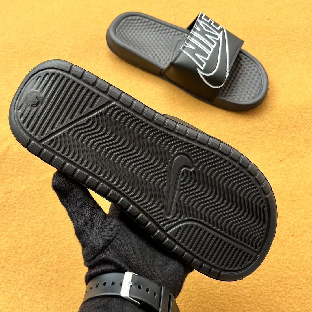 NIK-SOFTPRO-SLIDES (BLACK-WHITE)