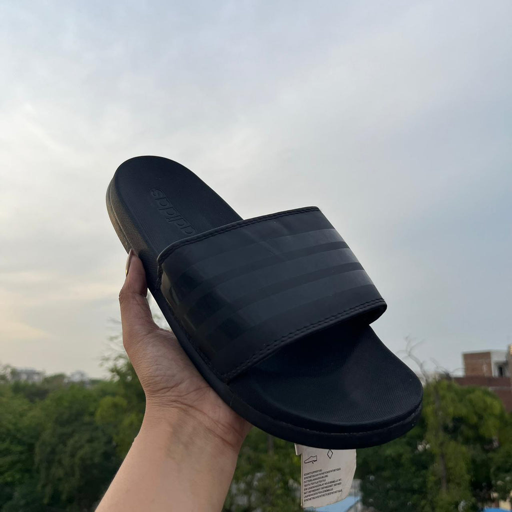 ADIDS-ADILETTE-SLIDES-ALL BLACK
